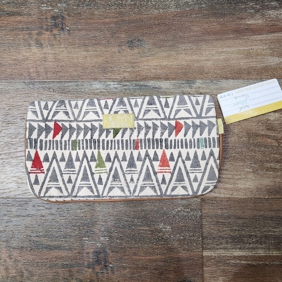 Joyn Artesian Handmade Clutch NWT - Picture 3 of 6